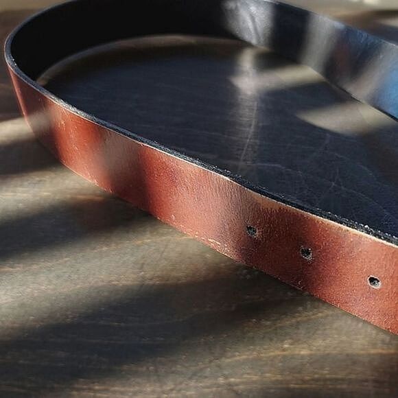 Vtg Guess reversible black/mahogany leather square buckle belt - Picture 9 of 11